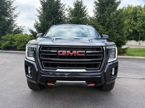Used 2023 GMC Yukon XL AT4 AWD/4WD image 13
