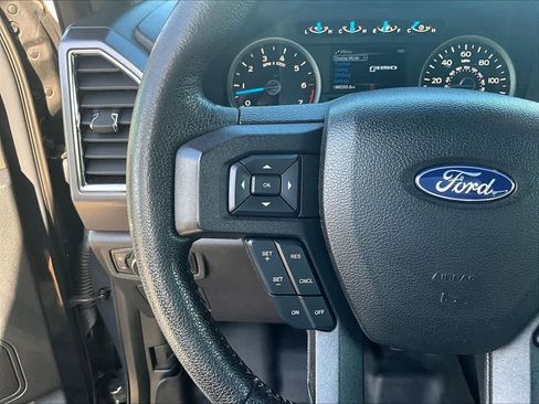 Used 2016 Ford F150 XLT w/ Equipment Group 302A Luxury AWD/4WD image 14