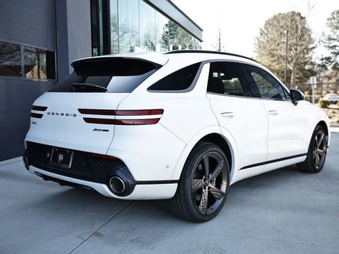 Used 2022 Genesis GV70 3.5T Sport w/ Sport Prestige Package image 6