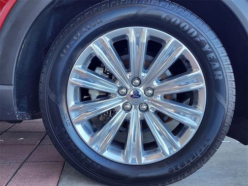 Used 2020 Ford Explorer Limited w/ Class III Trailer Tow Package image 4