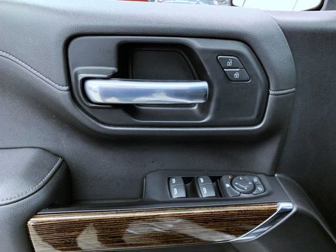 Used 2019 GMC Sierra 1500 SLE image 19