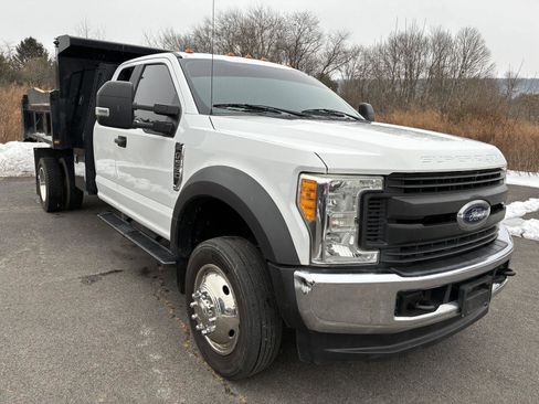 Used 2017 Ford F550 4x4 SuperCab Super Duty image 7
