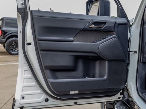 Used 2026 Lexus GX 550 w/ Accessory Package (2T) image 37