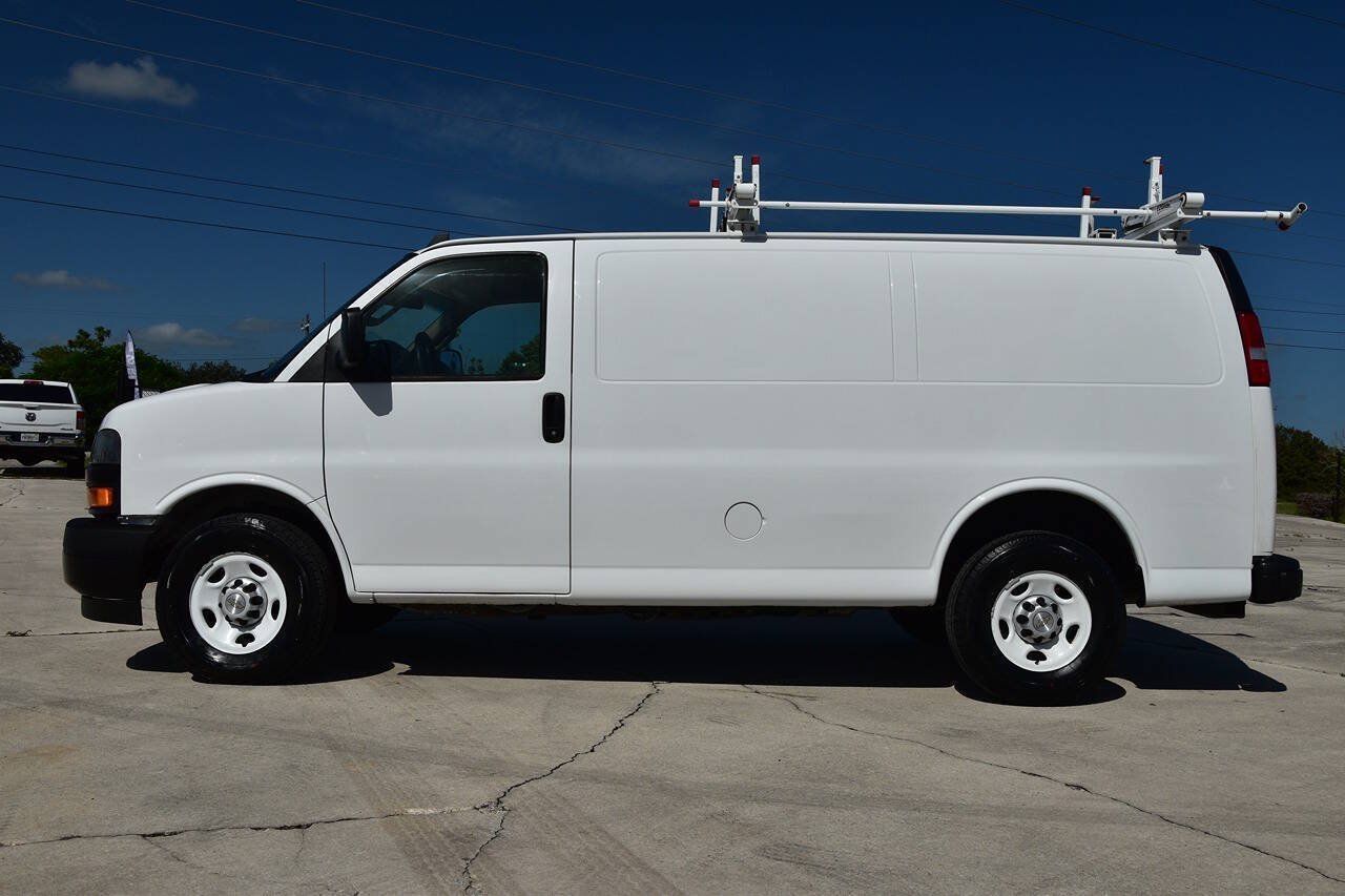 Used 2020 Chevrolet Express 2500 w/ Safety Package RWD image 4