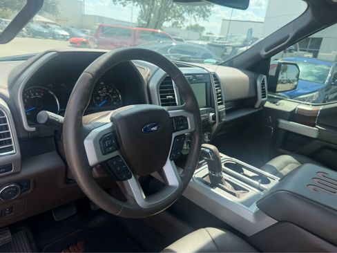 Used 2015 Ford F150 King Ranch w/ Equipment Group 601A Luxury AWD/4WD image 6