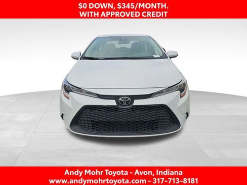 Used 2022 Toyota Corolla LE image 2