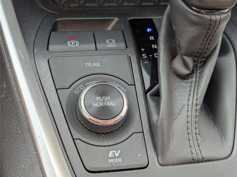 Used 2023 Toyota RAV4 XLE Premium AWD/4WD image 26