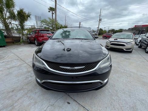 Used 2015 Chrysler 200 Limited w/ Convenience Group FWD image 1