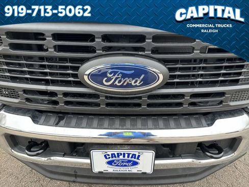 New 2026 Ford F250 XL w/ XL Chrome Package AWD/4WD image 10