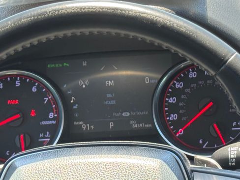 Used 2018 Toyota Camry XSE w/ Audio Package FWD image 14