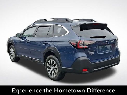 Used 2024 Subaru Outback Premium AWD/4WD image 4