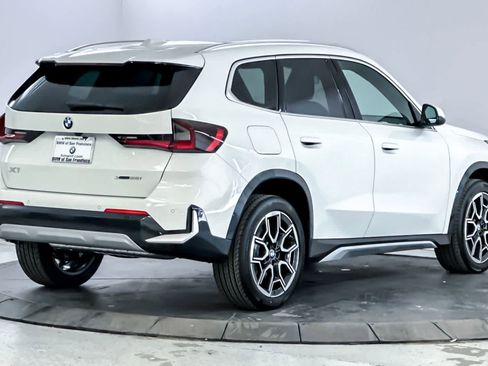 Used 2026 BMW X1 xDrive28i w/ Technology Package AWD/4WD image 2