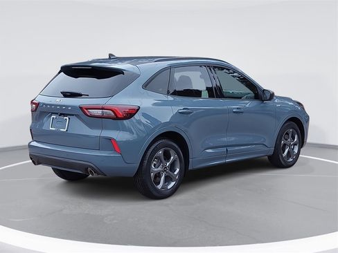 Used 2023 Ford Escape ST-Line w/ Tech Pack #1 image 5