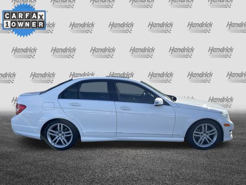 Used 2014 Mercedes-Benz C 250 Sedan image 11
