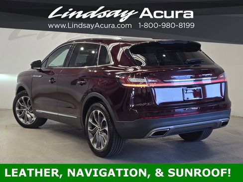 Used 2022 Lincoln Nautilus Reserve w/ Equipment Group 201A image 4