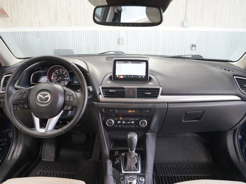 Used 2016 MAZDA MAZDA3 s Grand Touring w/ Technology Package FWD image 17