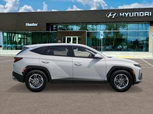 Used 2026 Hyundai Tucson SE AWD/4WD image 7