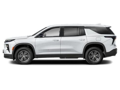 Used 2024 Chevrolet Traverse LS w/ Midnight/Sport Edition FWD image 3