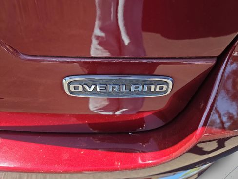 Used 2023 Jeep Grand Cherokee Overland image 35