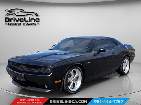 Used 2013 Dodge Challenger R/T RWD image 1