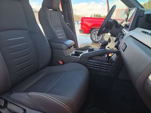 Certified 2024 Toyota Tacoma TRD Sport AWD/4WD image 11