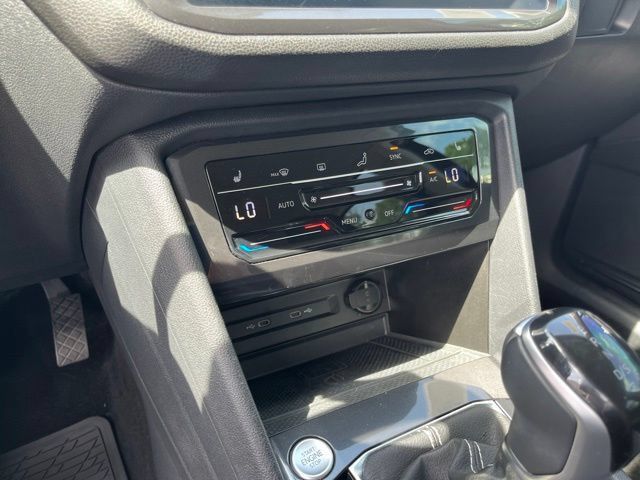 Used 2023 Volkswagen Tiguan SE FWD image 24