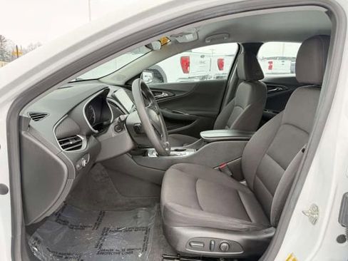 Used 2024 Chevrolet Malibu LT image 10