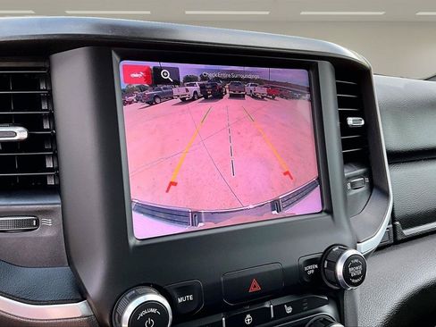 Used 2023 RAM 1500 Big Horn AWD/4WD image 16