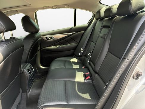 Used 2018 INFINITI Q50 Sport w/ Sensory Package (Sport) AWD/4WD image 13