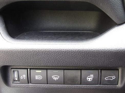 Used 2021 Toyota RAV4 XLE Premium AWD/4WD image 35