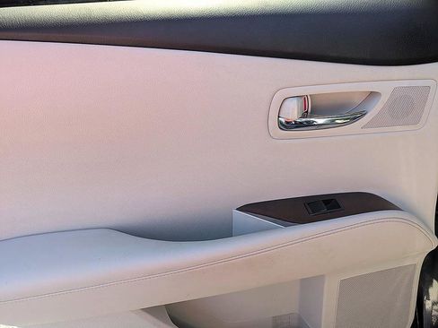 Used 2011 Lexus RX 350 2WD w/ Premium Pkg image 29