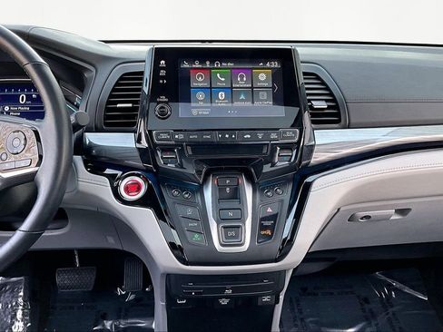 Used 2024 Honda Odyssey Elite image 10