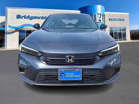 Used 2022 Honda Civic Sport image 2
