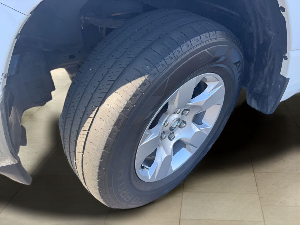 Used 2022 RAM 1500 Big Horn AWD/4WD image 20