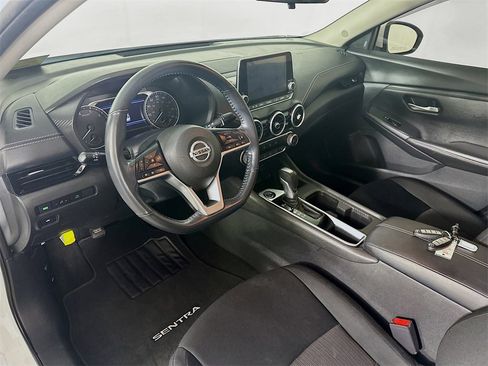 Used 2023 Nissan Sentra SV image 29