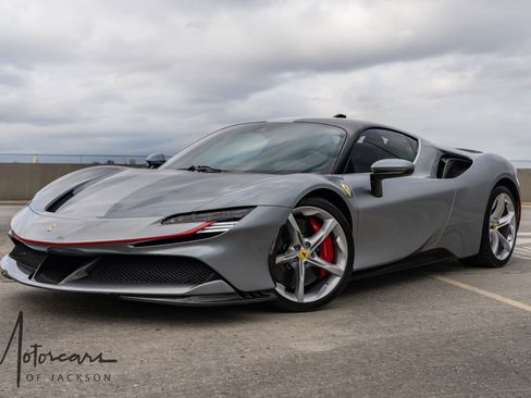 Used 2022 Ferrari SF90 Stradale image 3