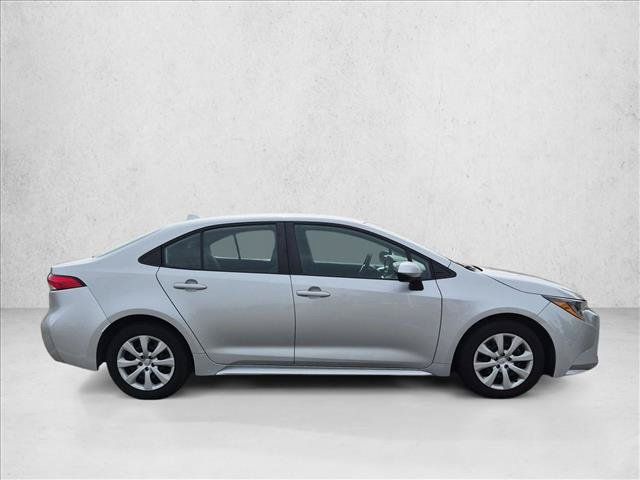 Certified 2024 Toyota Corolla LE FWD image 4