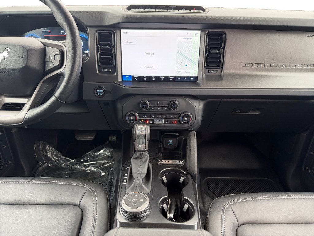 Used 2025 Ford Bronco Badlands AWD/4WD image 13