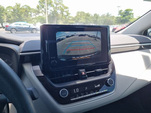 Used 2023 Toyota Corolla LE w/ LE Premium Package FWD image 27