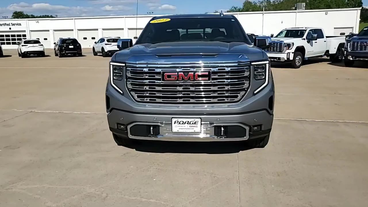 Used 2023 GMC Sierra 1500 Denali w/ Denali Reserve Package AWD/4WD image 3