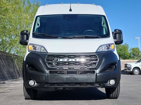 Used 2025 RAM ProMaster 2500 w/ Convenience Group FWD image 4