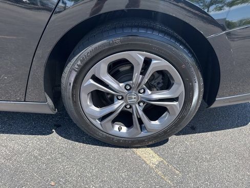 Certified 2023 Honda Accord EX image 13