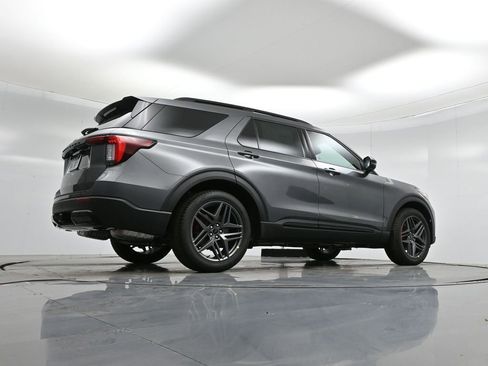 New 2026 Ford Explorer ST-Line w/ ST-Line Street Pack image 51