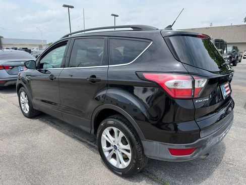 Used 2018 Ford Escape SE w/ SE Sync 3 Package AWD/4WD image 6