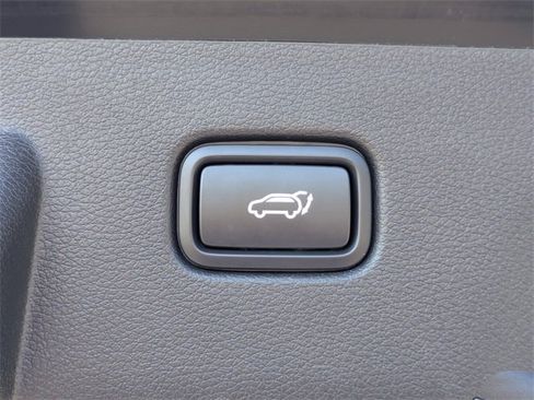 Used 2023 Kia Sportage SX image 14