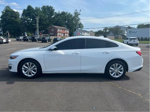Used 2024 Chevrolet Malibu LT FWD image 15