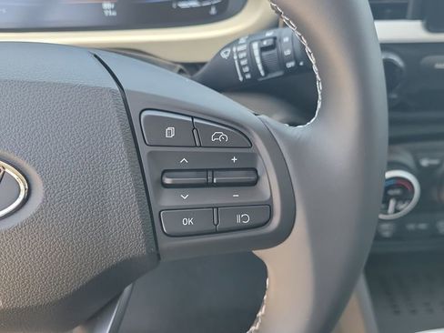New 2026 Hyundai Venue SEL FWD image 21