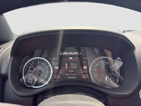 Used 2023 RAM 1500 Big Horn AWD/4WD image 11
