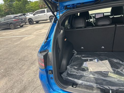 New 2025 Jeep Compass Trailhawk w/ Trailhawk Elite Group image 30