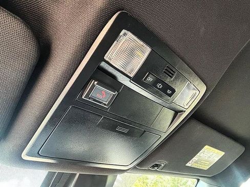 Used 2021 Toyota Tacoma TRD Sport AWD/4WD image 30
